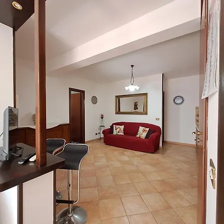 Rosaflo Con Terrazza A Apartment Cefalu